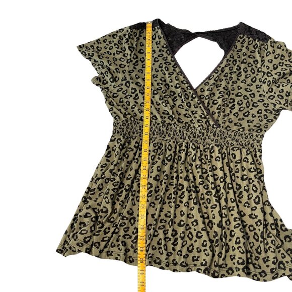 Torrid Whimsigoth Cheetah Print Top Women Size 3 Green Lace Smocked Fairy Grunge - Picture 9 of 9